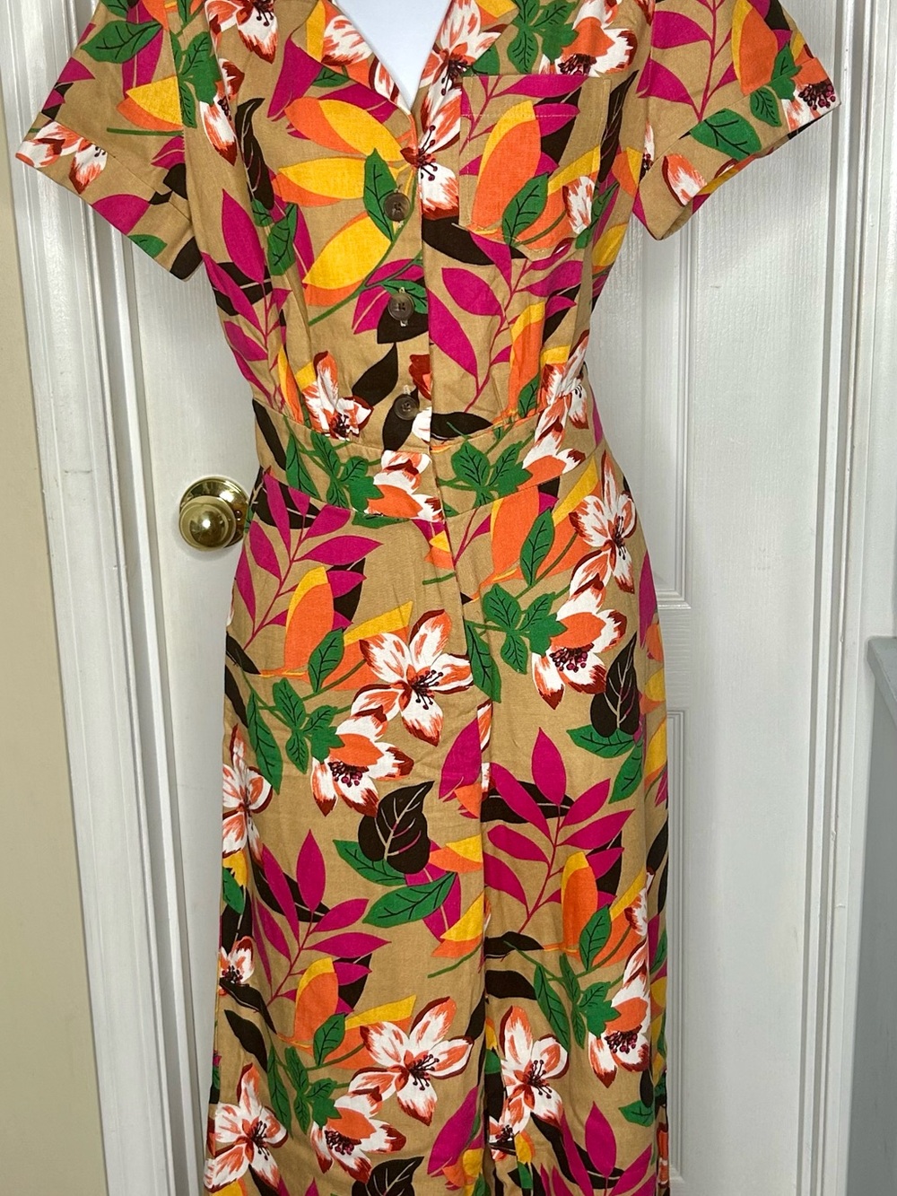 Floral Button-Front Midi Dress in Tan with Pink & Green Print